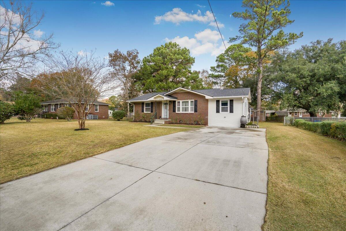 2578 Ridgewood Avenue Charleston, SC 29414 - Photo 2 of 25 2578 Ridgewood