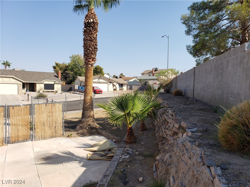 726 Prospect Avenue Henderson, NV 89002 - Photo 40 of 44