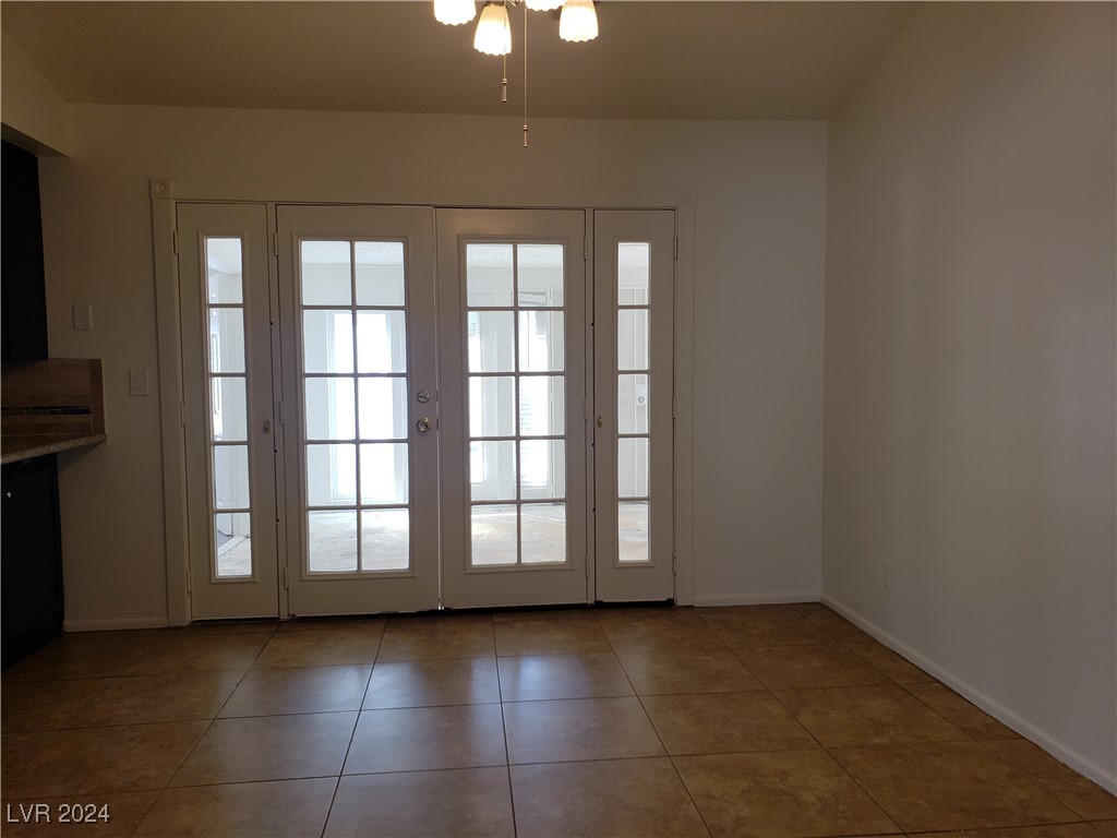 726 Prospect Avenue Henderson, NV 89002 - Photo 7 of 44