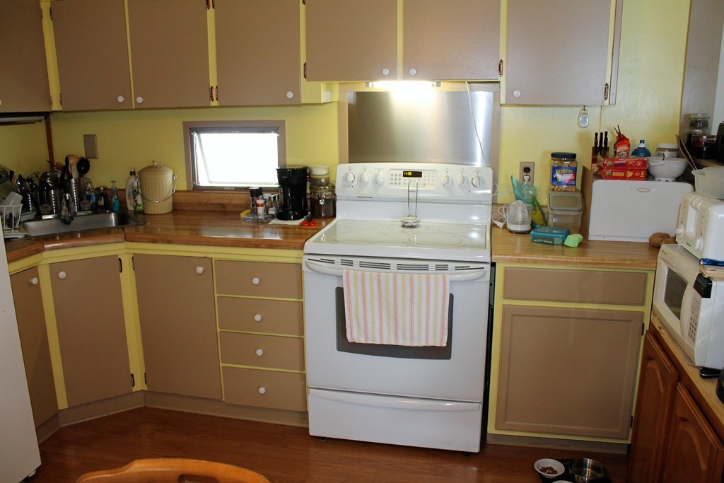 1246 Granby Road, Unit 2 Chicopee, MA 01020 - Photo 3 of 16 Gallery Image 3