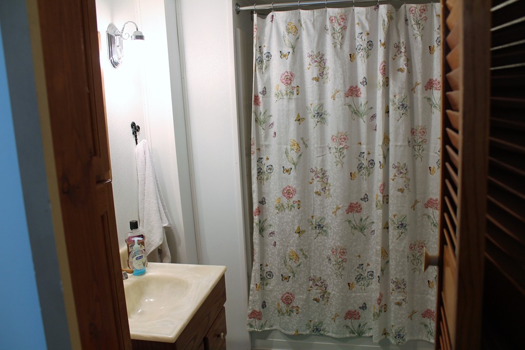 1246 Granby Road, Unit 2 Chicopee, MA 01020 - Photo 9 of 16 Gallery Image 9