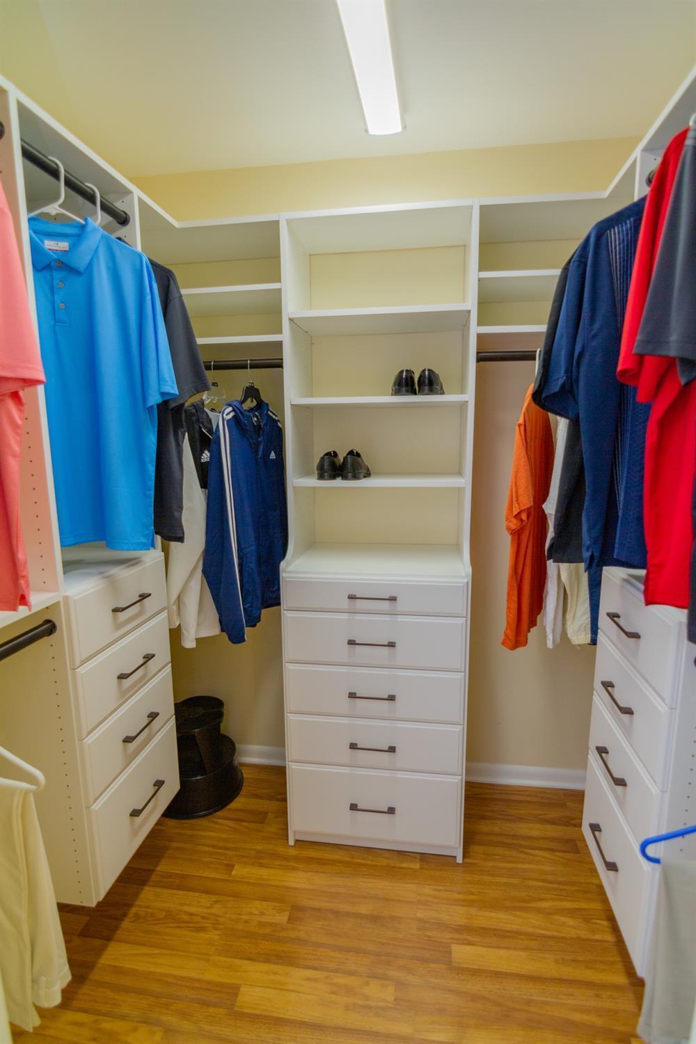 5204 Valley Ridge Road Cincinnati, OH 45247 - Photo 18 of 39 Gallery Image 18