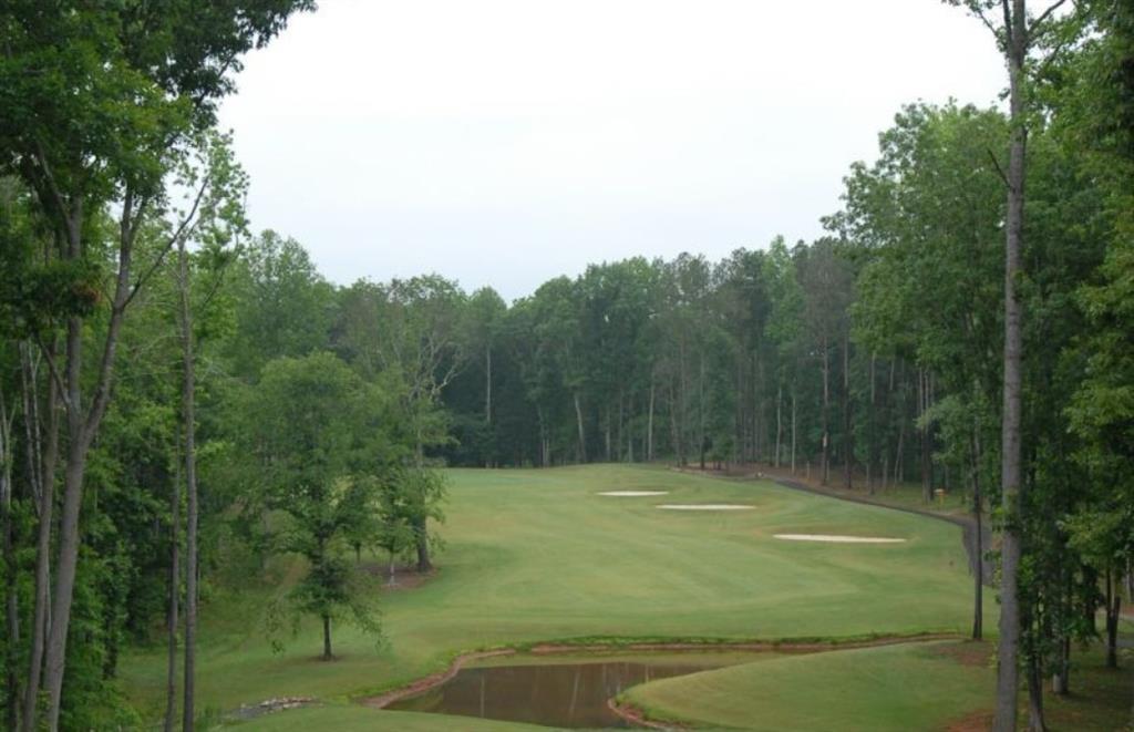 1278 Mulberry Chase Commerce, GA 30530 - Photo 4 of 6 a view of a tennis court