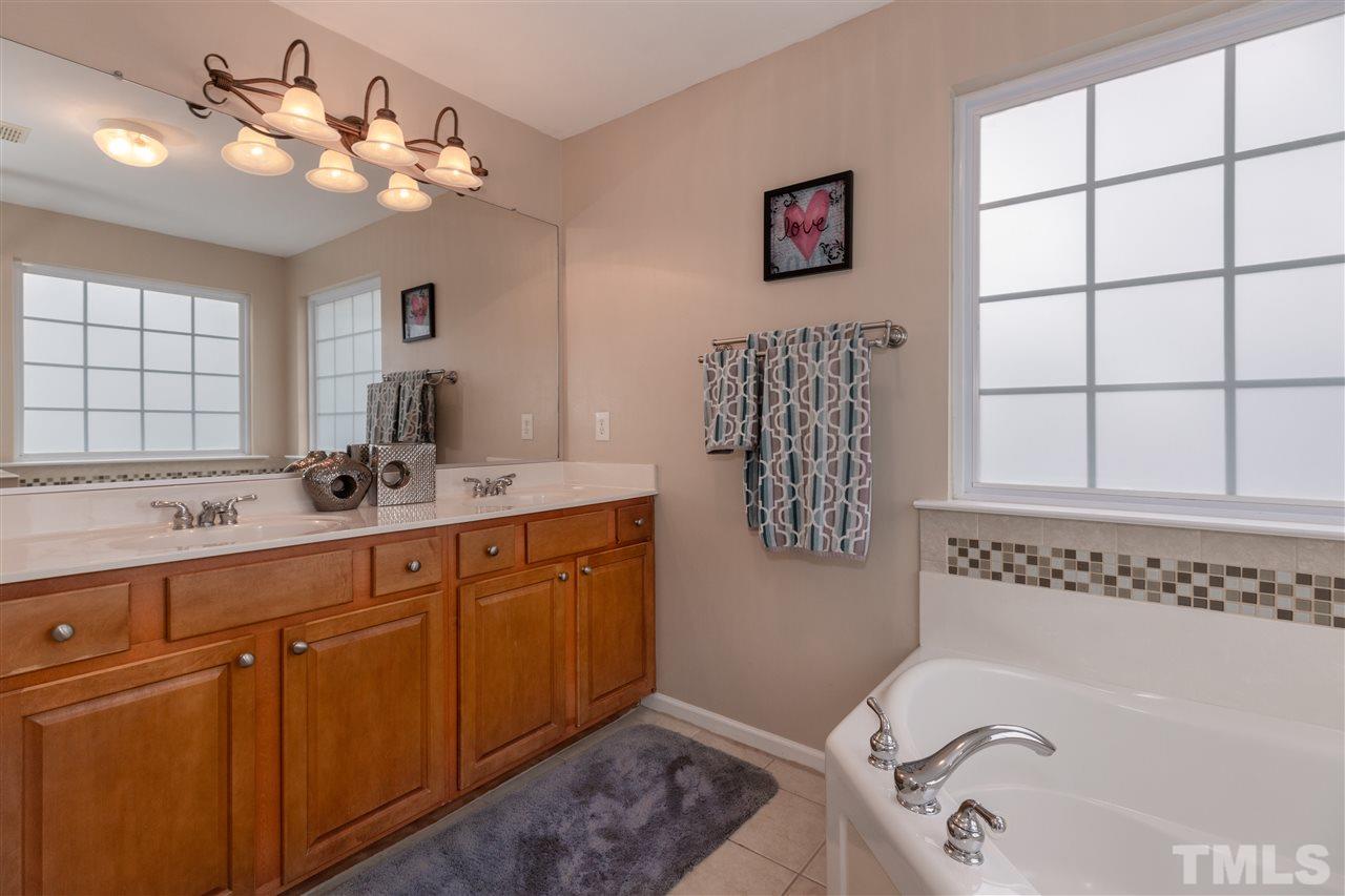 2504 Wyatt Lane Raleigh, NC 27614 - Photo 17 of 30 Gallery Image 17