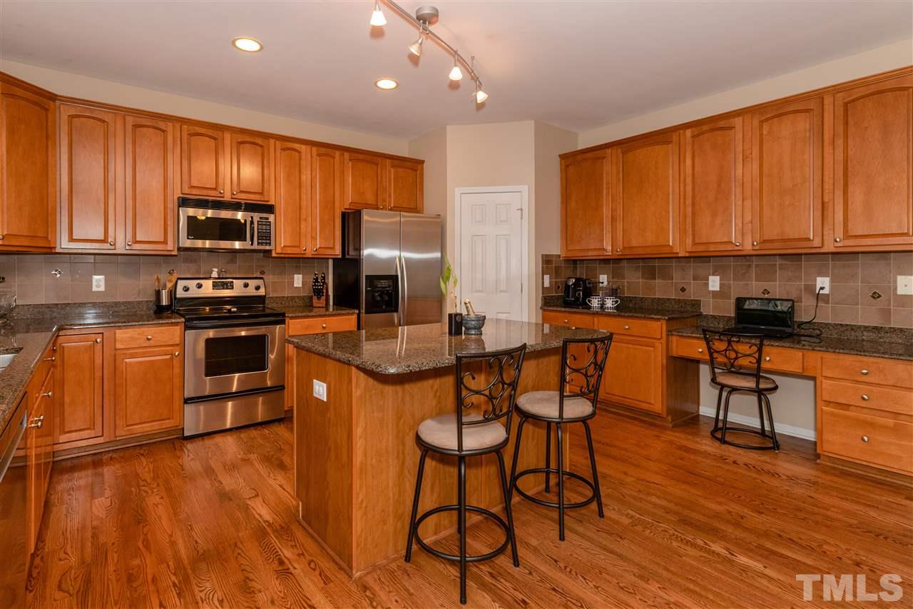 2504 Wyatt Lane Raleigh, NC 27614 - Photo 10 of 30 Gallery Image 10