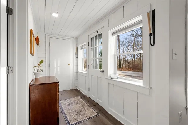 $389,999 | 107 Garvins Falls Road, Concord, NH 03301