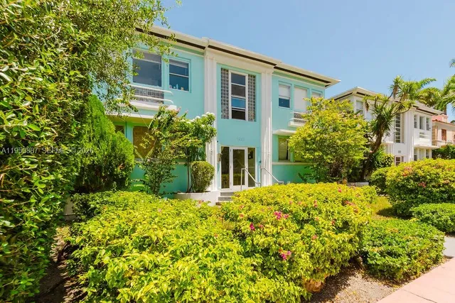 $1,800 | 1555 Pennsylvania Avenue, Unit 108, Miami Beach, FL 33139