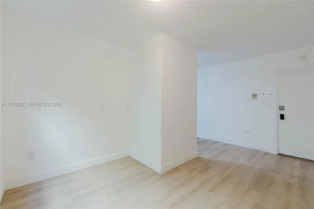 $1,800 | 1555 Pennsylvania Avenue, Unit 108, Miami Beach, FL 33139