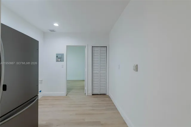 $1,800 | 1555 Pennsylvania Avenue, Unit 108, Miami Beach, FL 33139