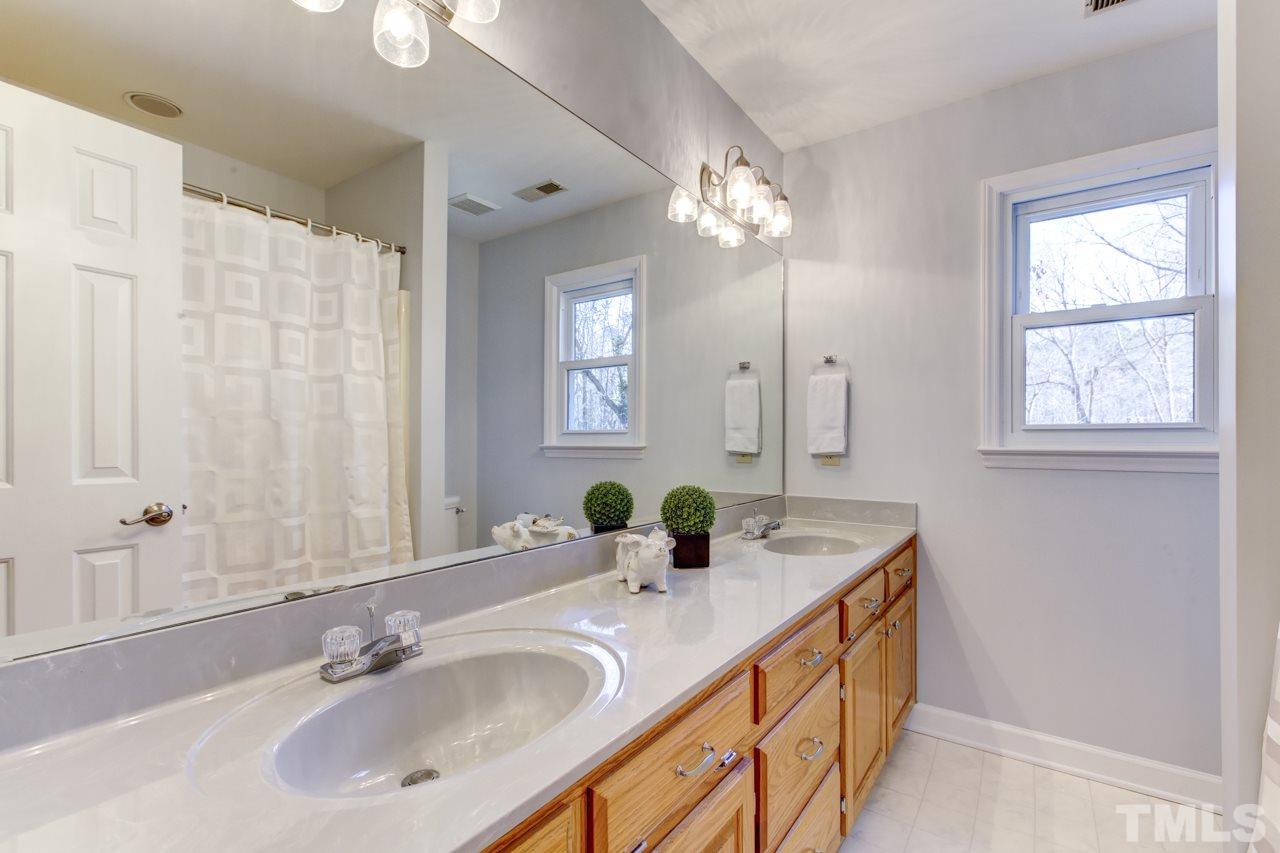 4128 Summer Ridge Court Apex, NC 27539 - Photo 17 of 25 Gallery Image 17