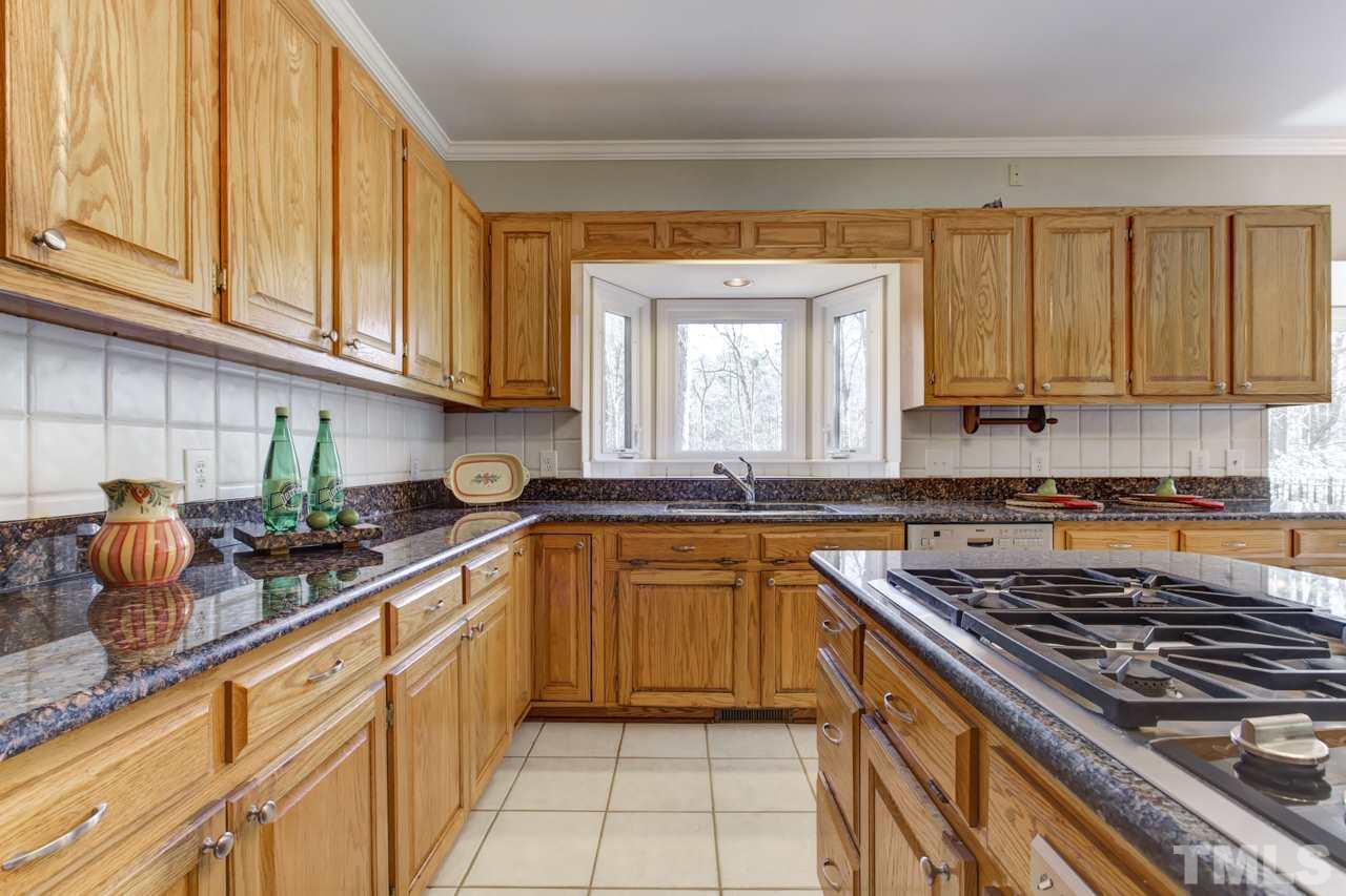 4128 Summer Ridge Court Apex, NC 27539 - Photo 9 of 25 Gallery Image 9