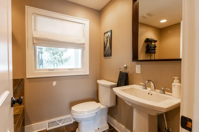 $740,000 | N1259 County Road P, Oconomowoc, WI 53066