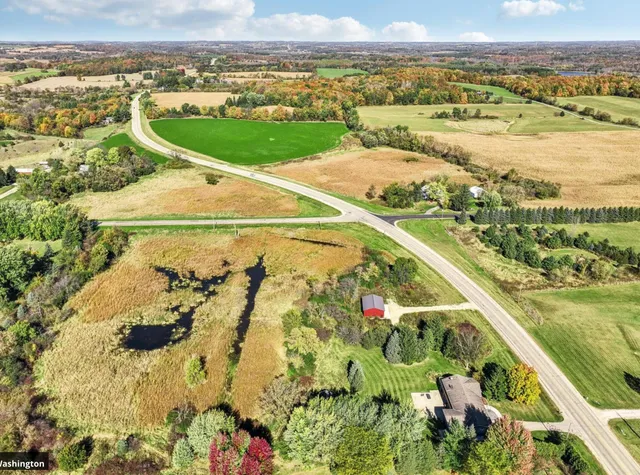 $735,000 | N1259 County Road P, Oconomowoc, WI 53066