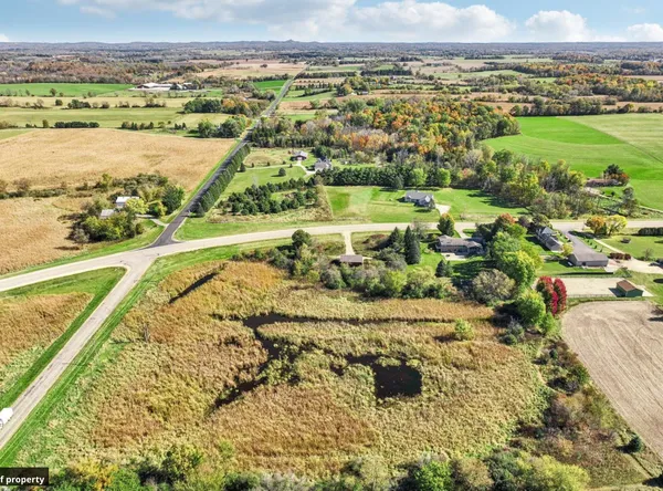 $725,000 | N1259 County Road P, Oconomowoc, WI 53066
