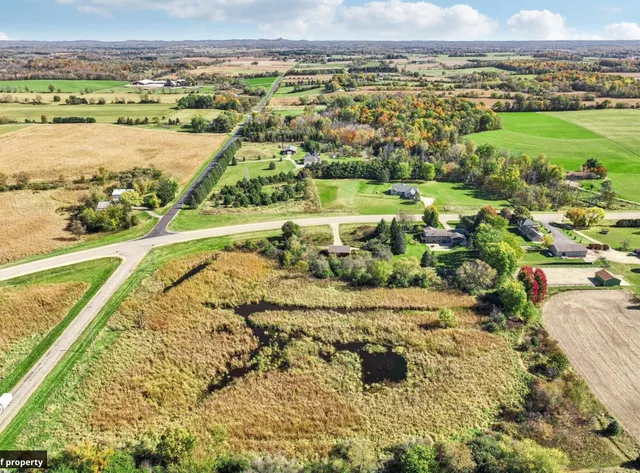 $740,000 | N1259 County Road P, Oconomowoc, WI 53066