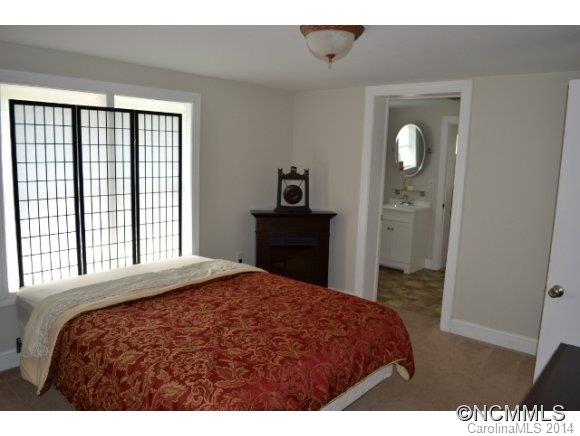 800 River Road Hot Springs, NC 28743 - Photo 18 of 23 Gallery Image 18