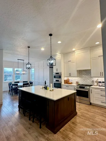 $1,299,000 | 10082 Riverbend Place, Middleton, ID 83644