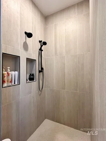 $1,299,000 | 10082 Riverbend Place, Middleton, ID 83644