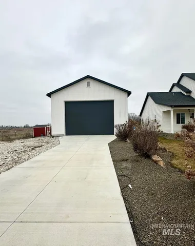 $1,299,000 | 10082 Riverbend Place, Middleton, ID 83644