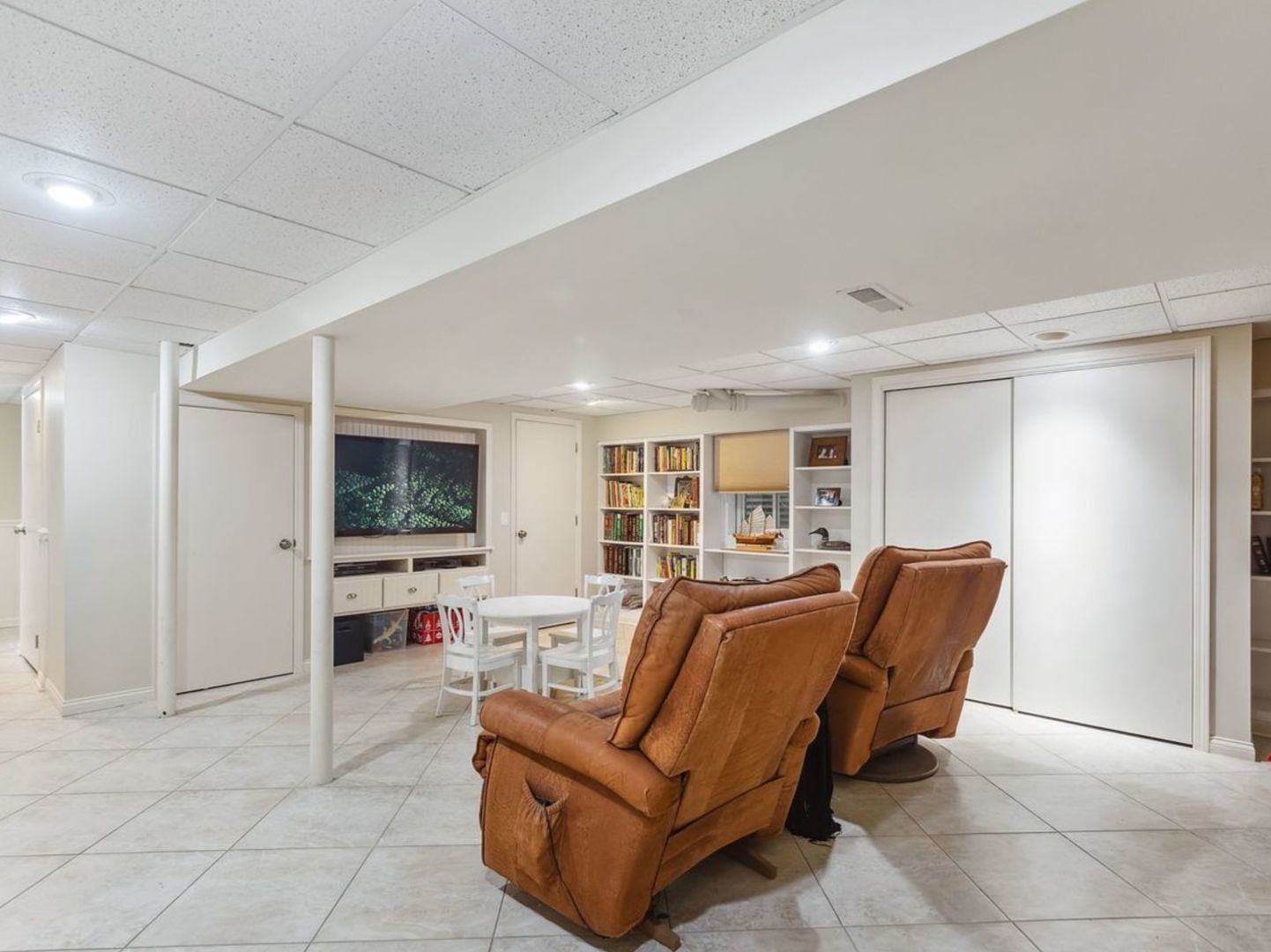 694 Buena Road Lake Forest, IL 60045 - Photo 30 of 39 a living room with furniture and large windows