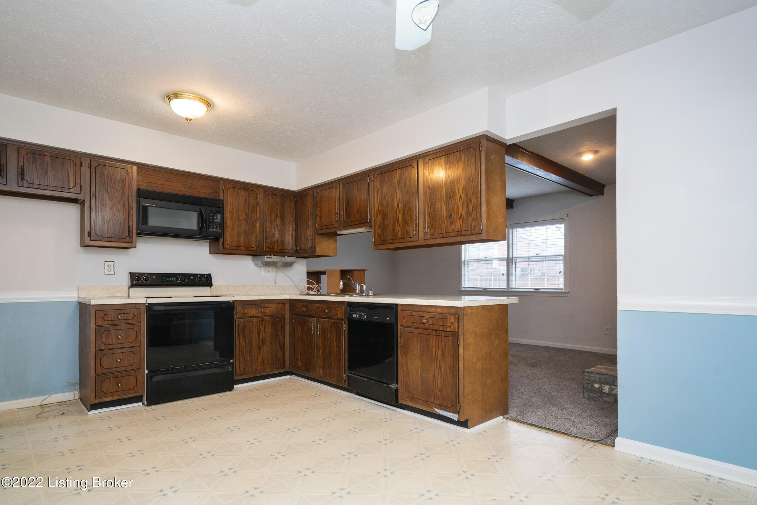10215 St Rene Road Jeffersontown, KY 40299 - Photo 14 of 44 10215 St Rene Road-16