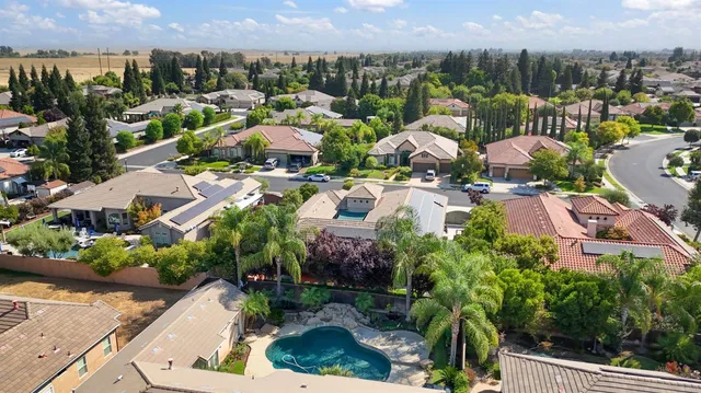 $949,900 | 1914 North Greenfield Avenue, Clovis, CA 93619