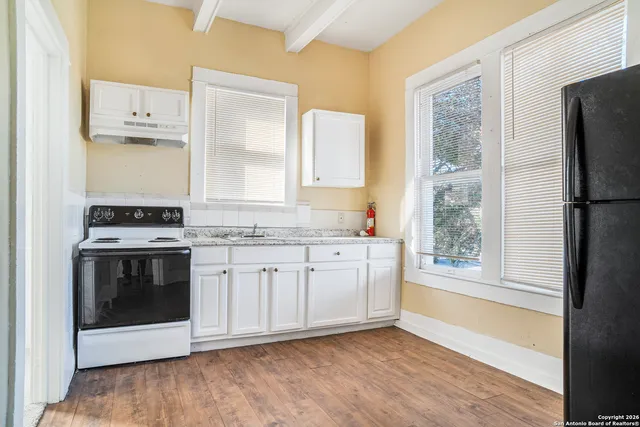 $645,000 | 1110 West Ashby Place, San Antonio, TX 78201