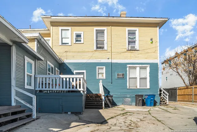 $645,000 | 1110 West Ashby Place, San Antonio, TX 78201