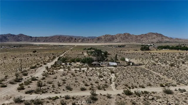 $24,500 | 9821 Ivanhoe Road, Lucerne Valley, CA 92356