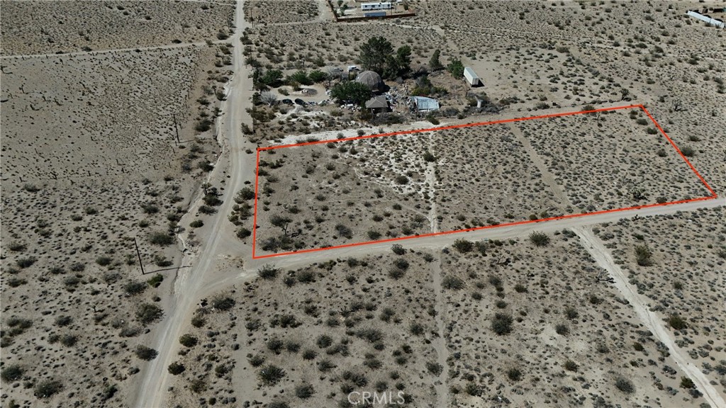 9821 Ivanhoe Road Lucerne Valley, CA 92356 - Photo 2 of 6