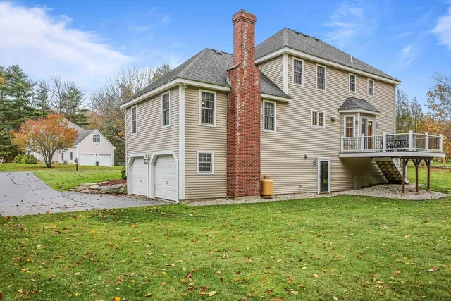 $799,999 | 5 Wildflower Drive, Sutton, MA 01590