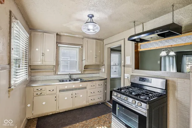 $180,000 | 5131 Ralston Avenue, Indianapolis, IN 46205