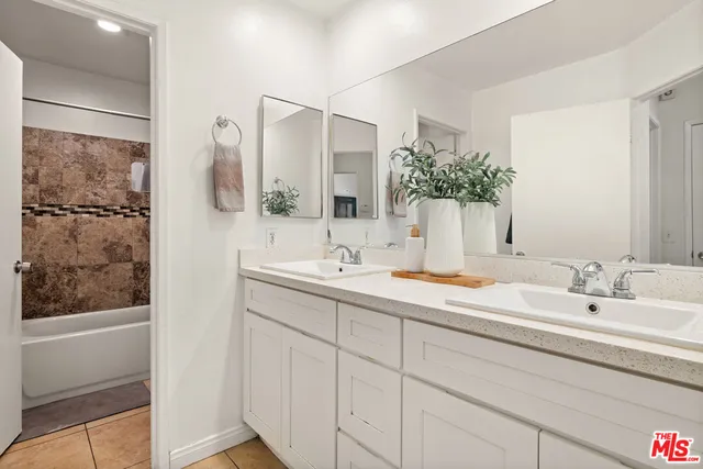 $455,000 | 3192 Darby Street, Unit 114, Simi Valley, CA 93063