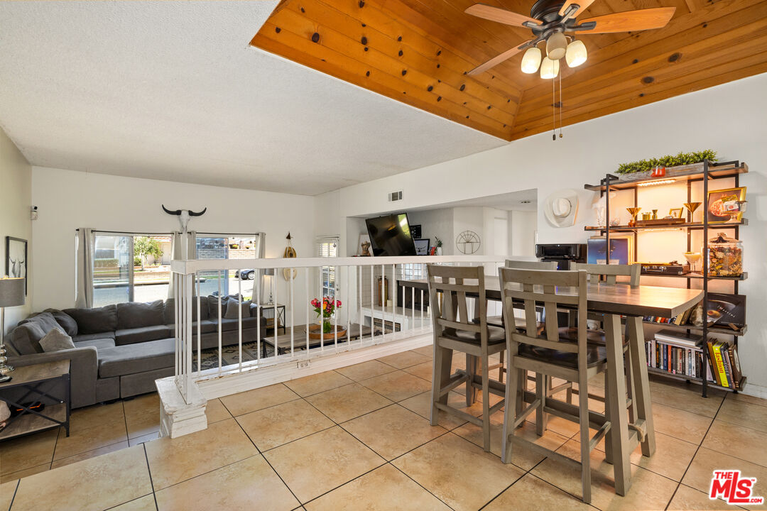 3192 Darby Street, Unit 114 Simi Valley, CA 93063 - Photo 3 of 21