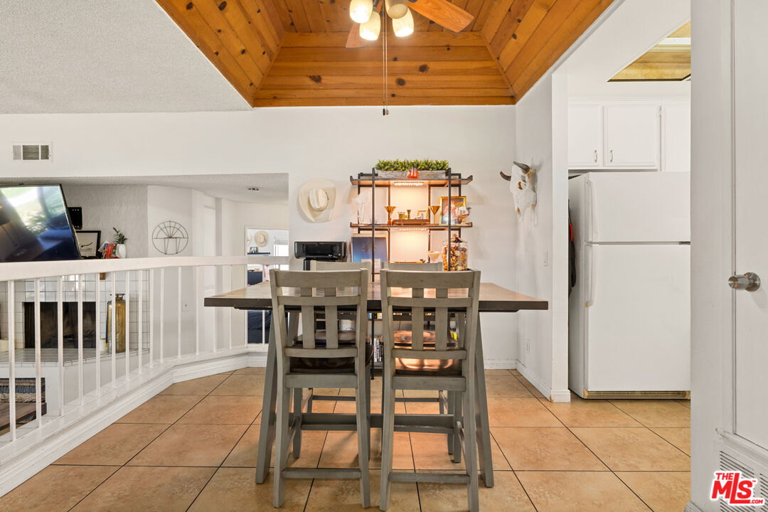 3192 Darby Street, Unit 114 Simi Valley, CA 93063 - Photo 7 of 21