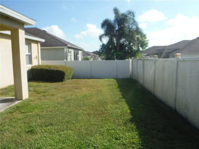 $2,100 | 403 Fern Gulley Drive, Seffner, FL 33584
