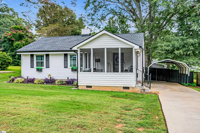 $299,000 | 105 Rutledge Avenue, Greenville, SC 29617