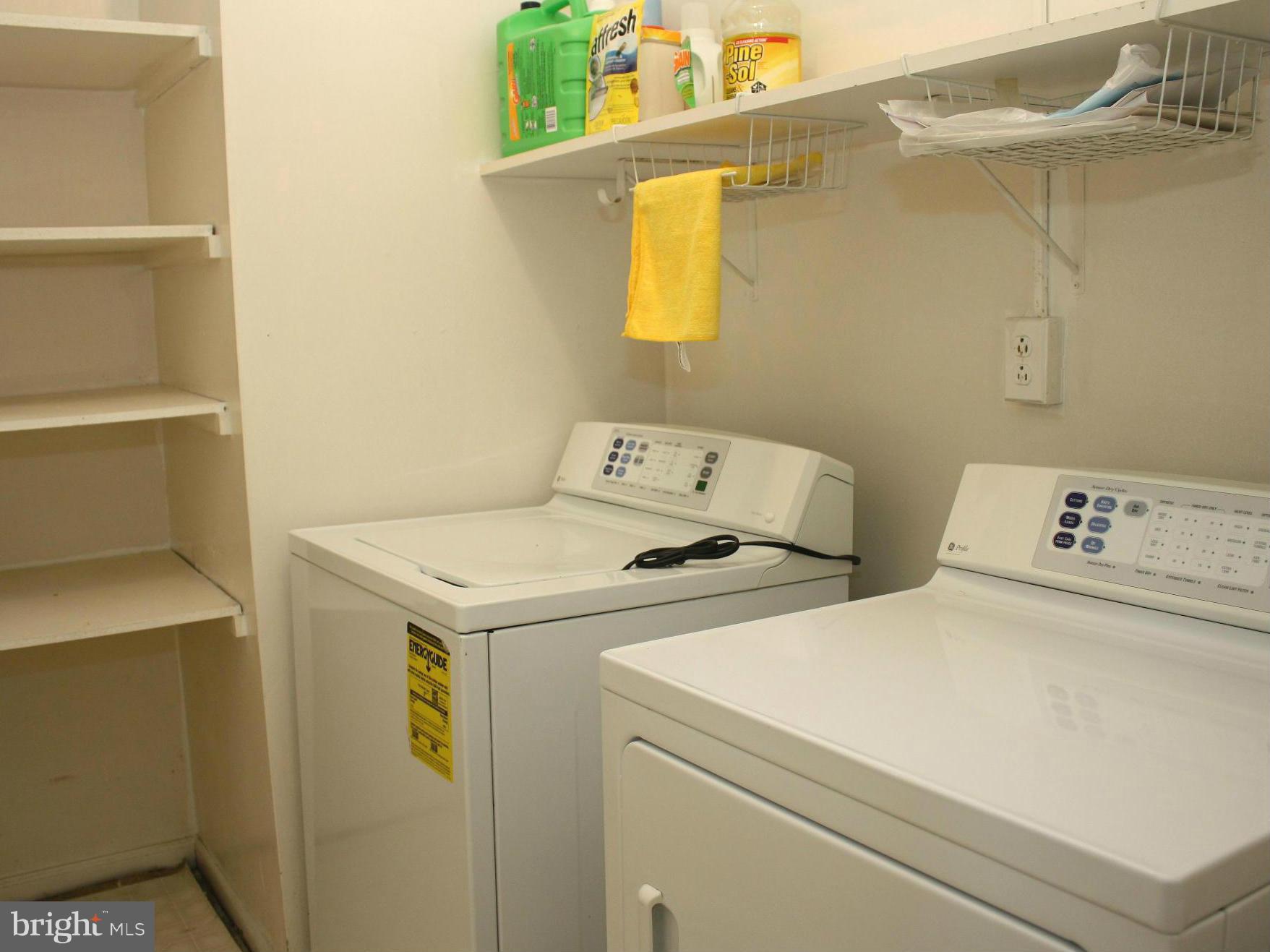 9632 Leavells Road Fredericksburg, VA 22407 - Photo 20 of 28 Laundry Room & Pantry