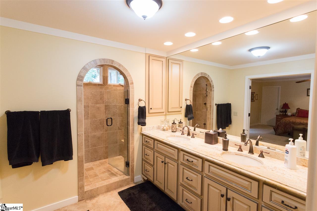 101 Babbs Hollow Road Greenville, SC 29607 - Photo 14 of 29