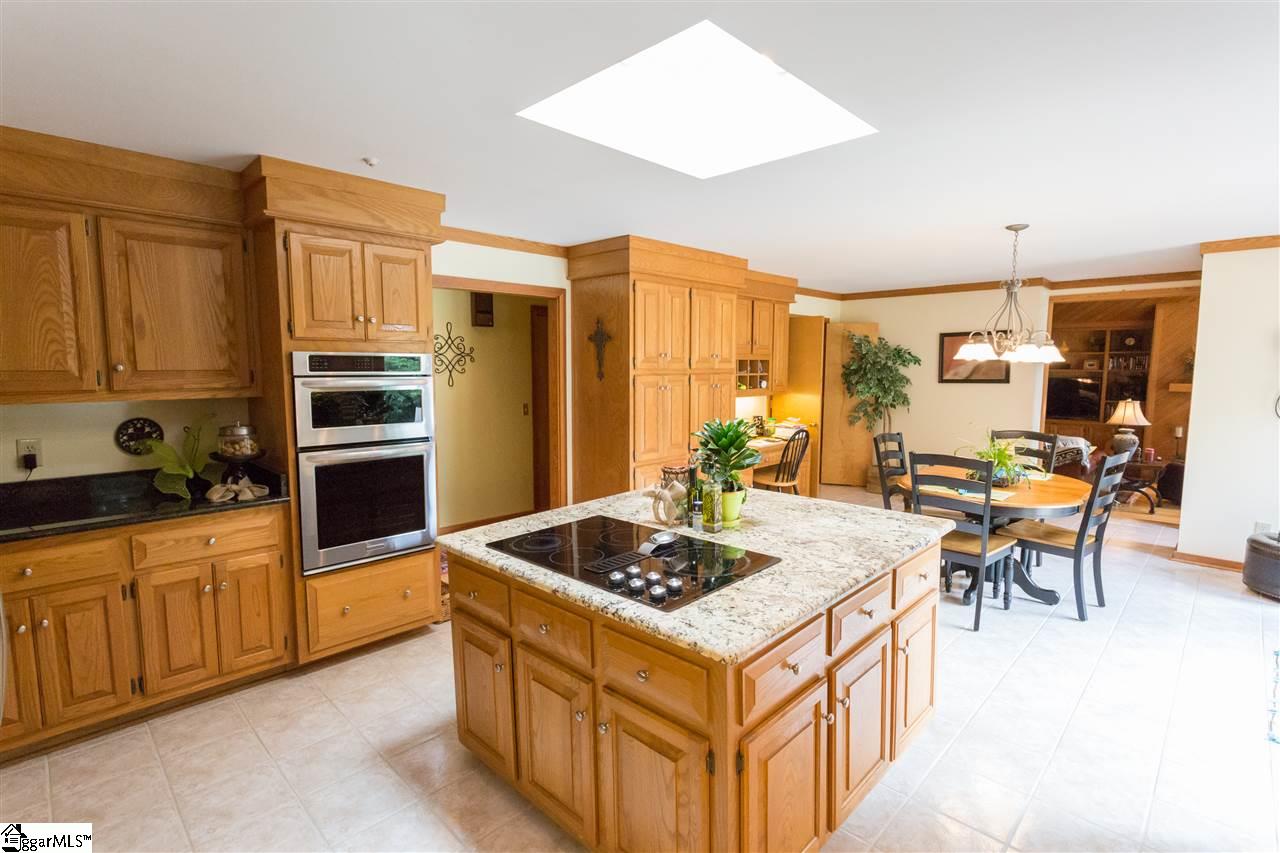 101 Babbs Hollow Road Greenville, SC 29607 - Photo 9 of 29