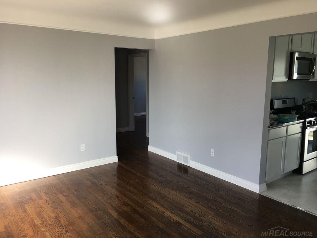 25650 Rubin Road Warren, MI 48089 - Photo 10 of 32