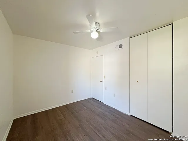 $1,350 | 117 Meadow Way, Converse, TX 78109