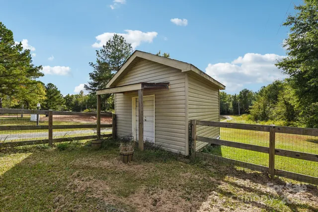 $420,000 | 1847 Bertha Knight Road, Lancaster, SC 29720