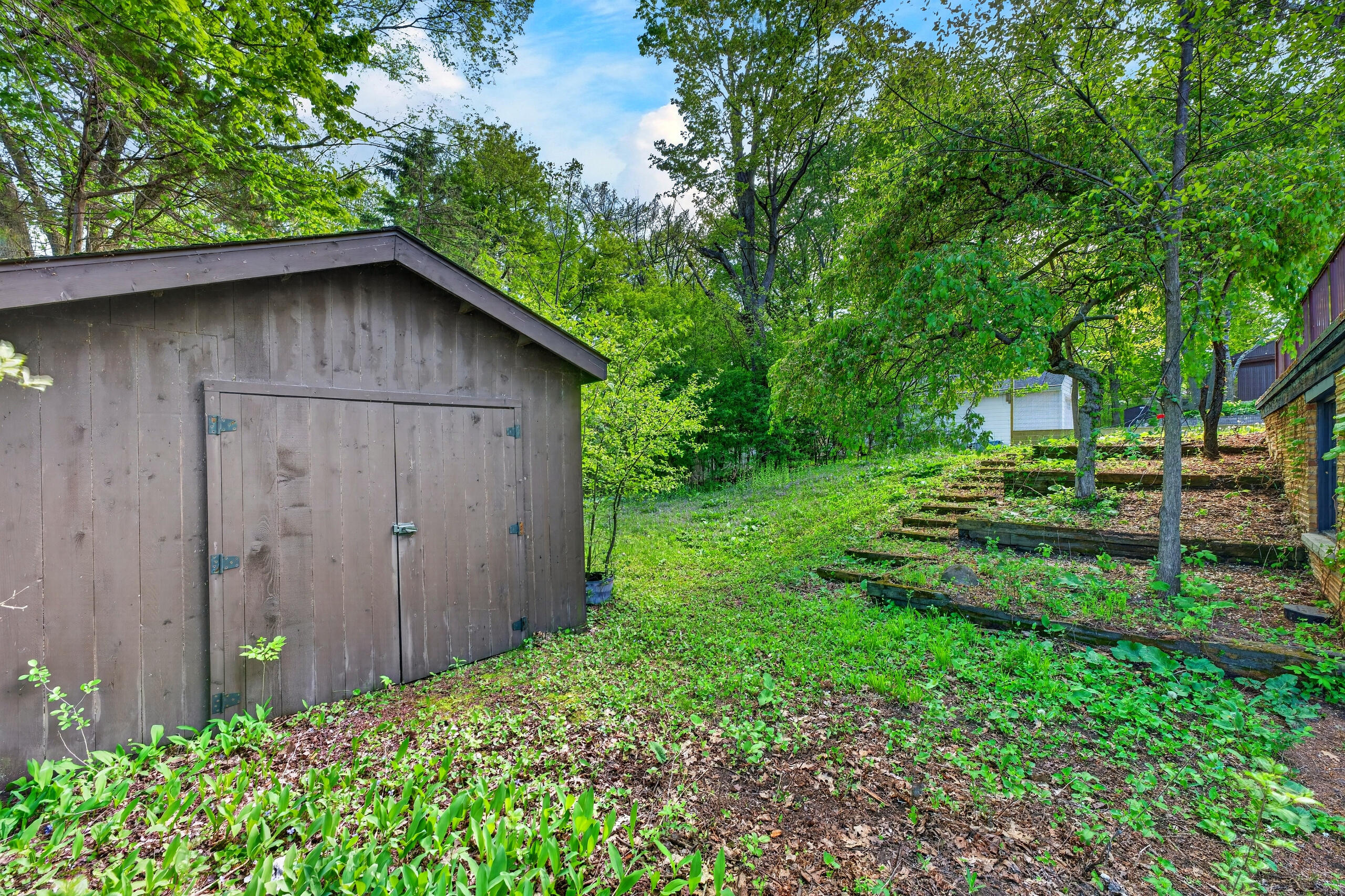 1775 Falls Road Grafton, WI 53024 - Photo 36 of 40 DH100849