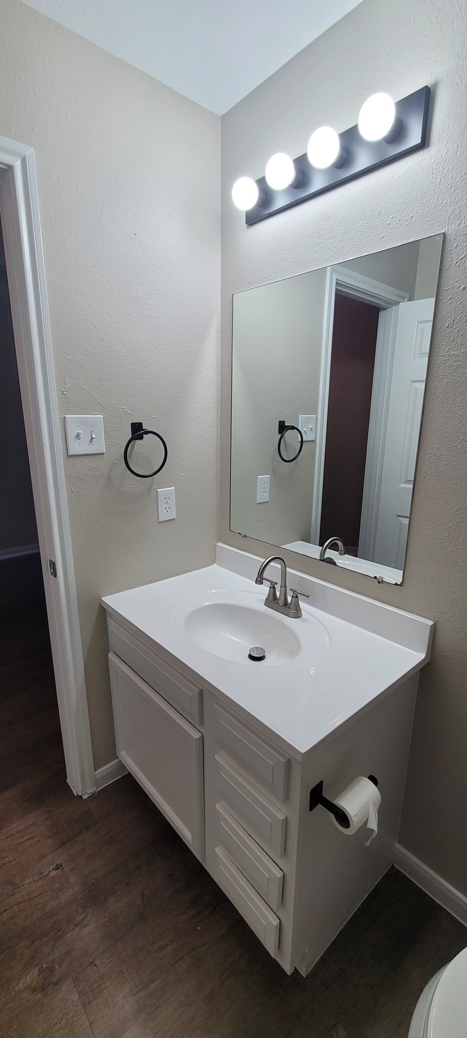 8110 Woodward Street, Unit B Houston, TX 77051 - Photo 11 of 21