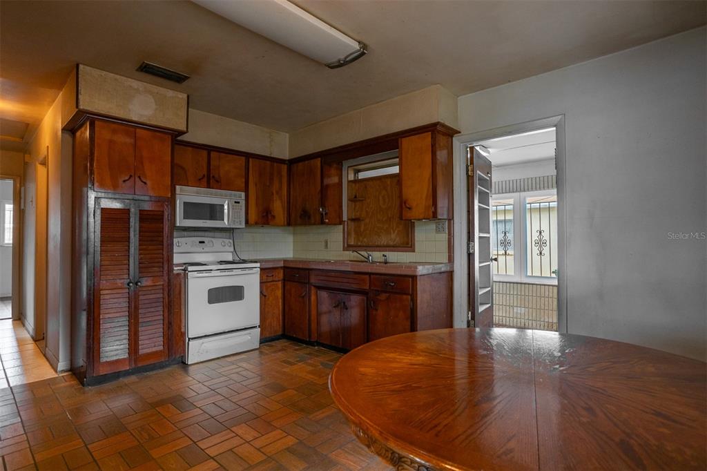 2903 West Heiter Street Tampa, FL 33607 - Photo 15 of 30