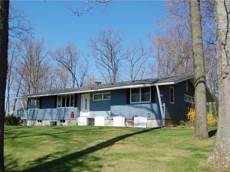 224 Cranberry Road Grove City, PA 16127 - Photo 1 of 15 Exterior Front.