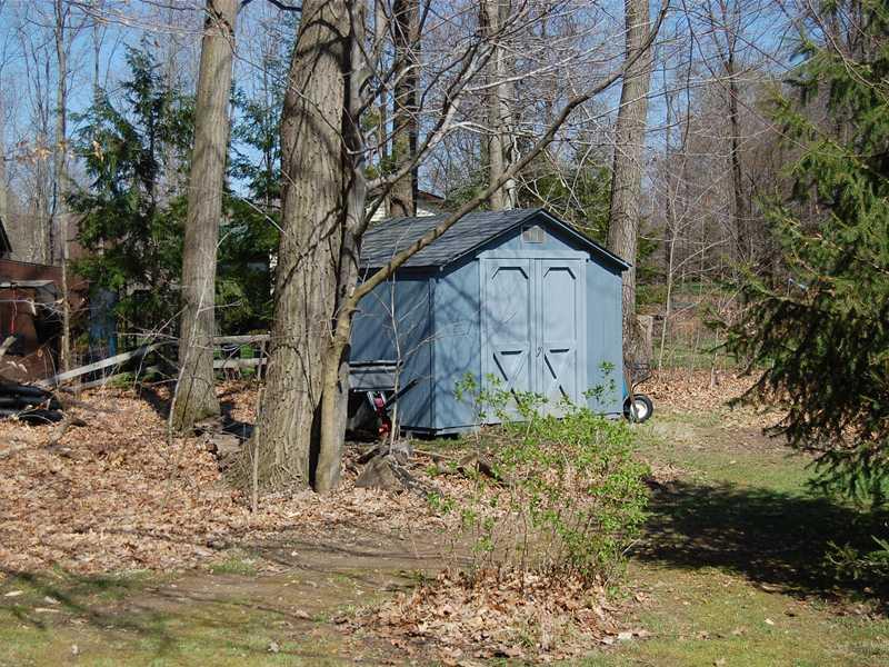 224 Cranberry Road Grove City, PA 16127 - Photo 12 of 15 Storage.