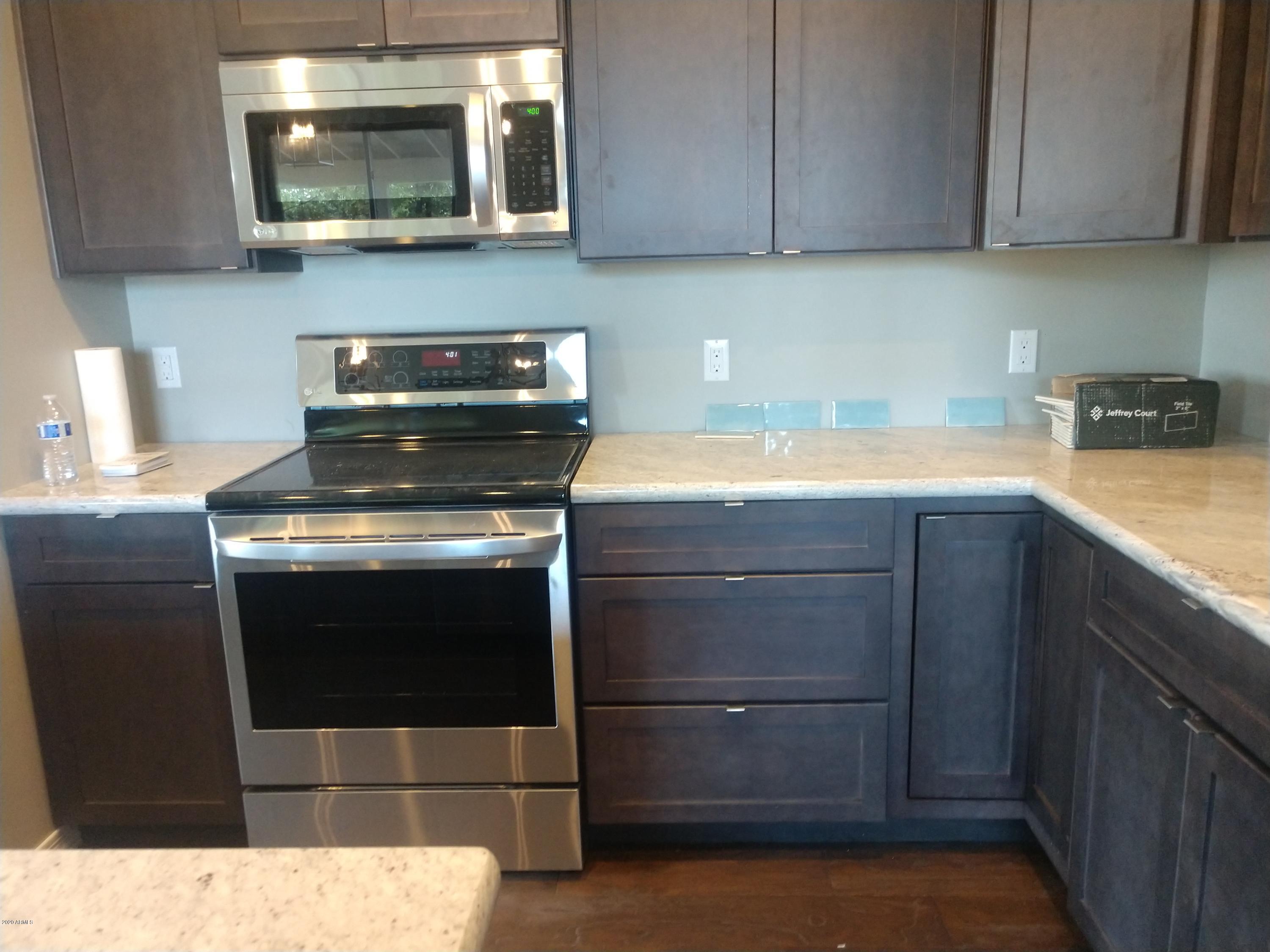 405 West Frontier Street Payson, AZ 85541 - Photo 8 of 22 Close up unfinished back splash