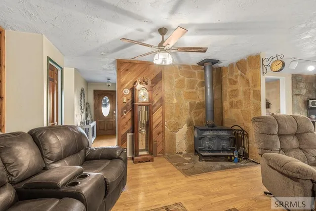 $545,000 | 1181 Country Road, Sugar City, ID 83448